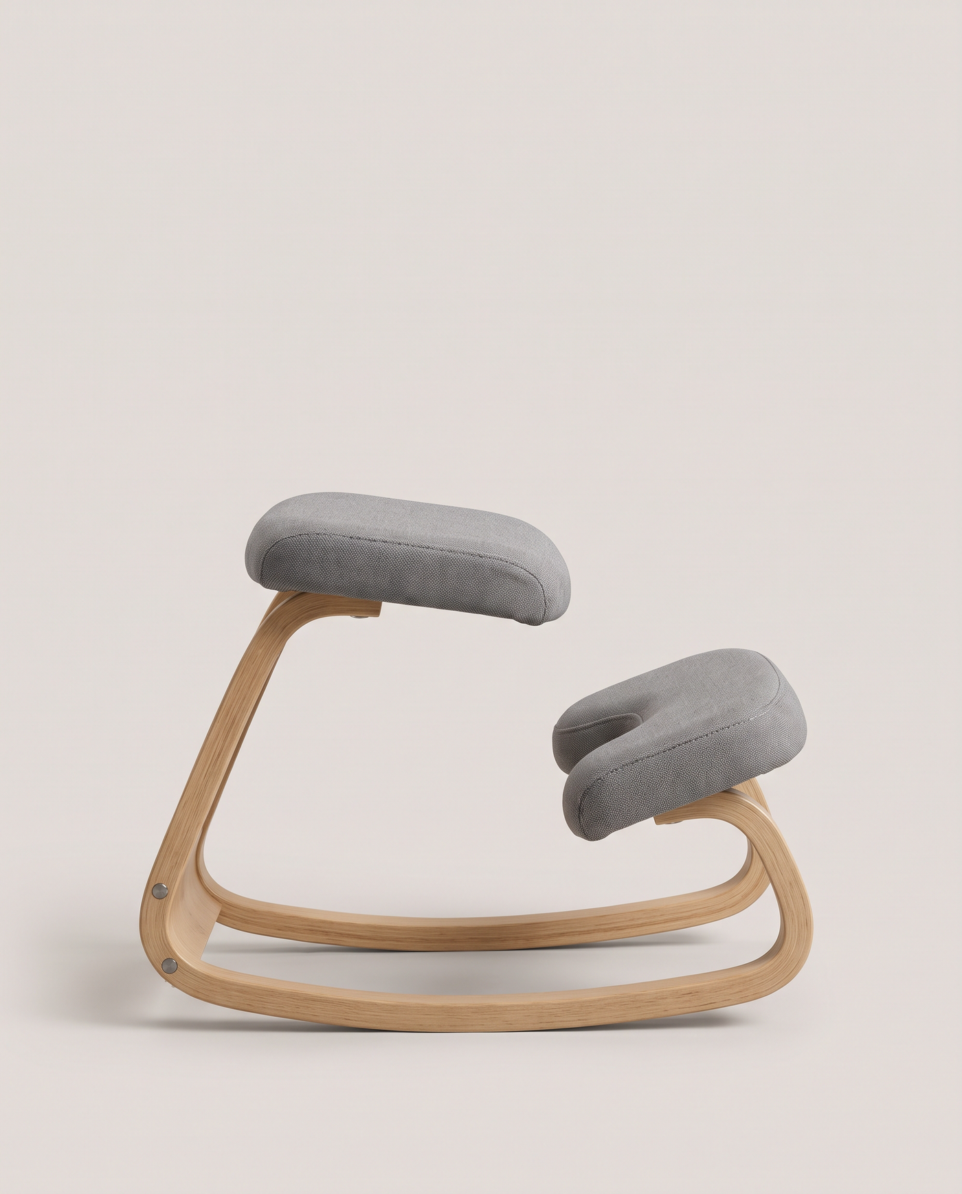 Oakridge Ergonomic Kneeling Chair - side profile detail shot
